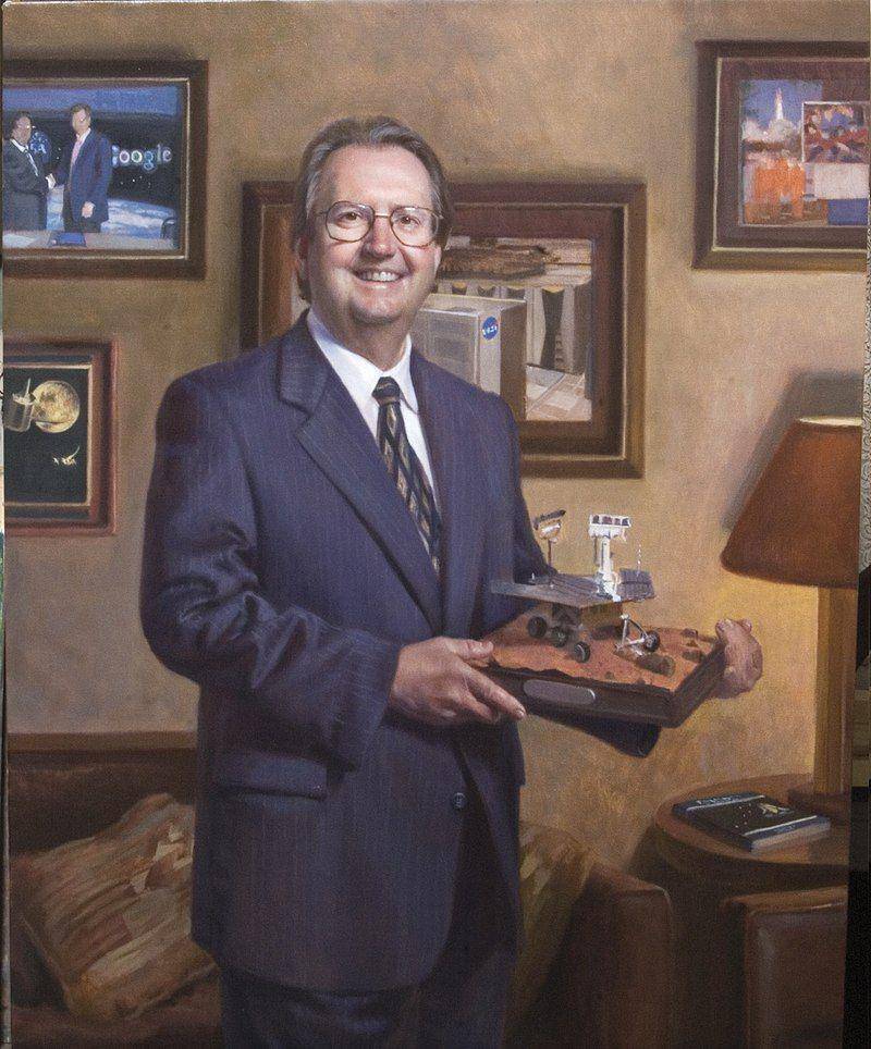 Dr. Scott Hubbard (wikimedia.org/Sjs560)