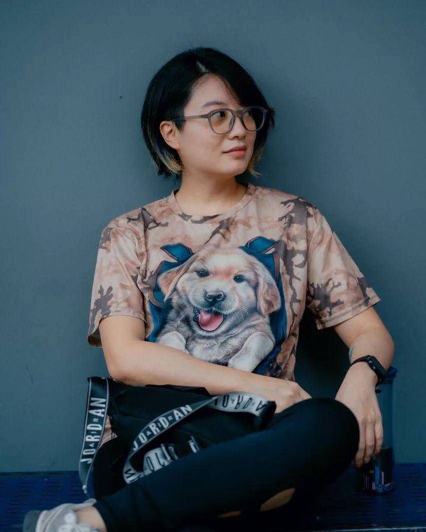 gaya rambut ala Leony (instagram.com/leonyvh)