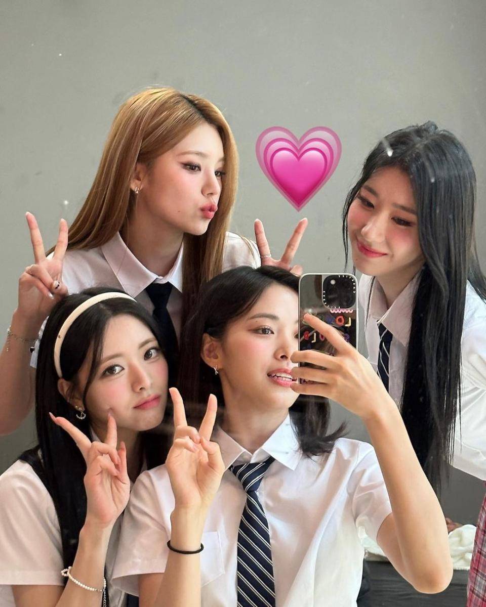 potret ITZY tanpa Lia (instagram.com/itzy.all.in.us)