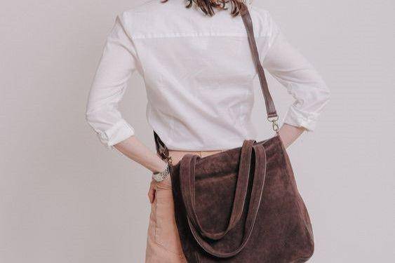 ilustrasi tas suede (pinterest.com/Mayko)