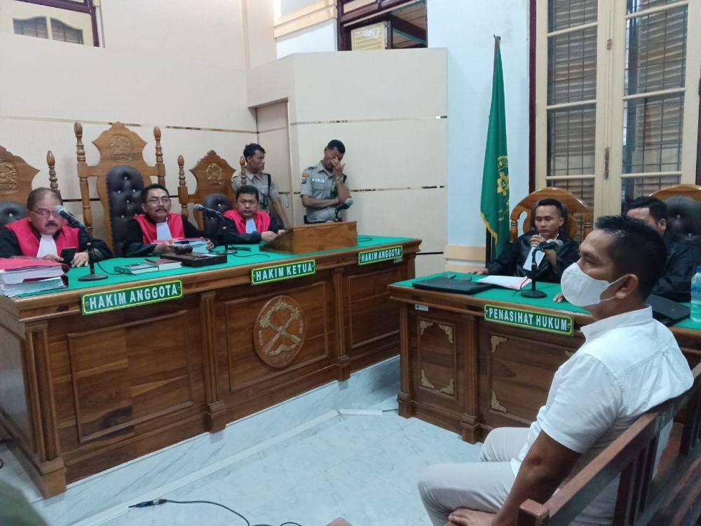 Jaksa menuntut mantan Kaur Bin Ops Satuan Narkoba Polda Sumut AKBP Achiruddin Hasibuan penjara 1 tahun 9 bulan penjara, Senin (18/9/2023). (Dok. IDN Times)