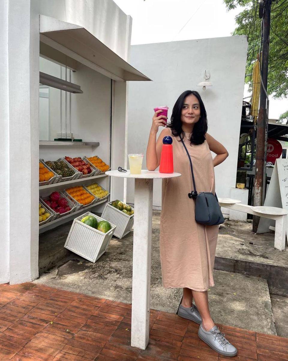 OOTD kasual ala Qisthas MasterChef Indonesia 11 (instagram.com/qisthas.mci11)