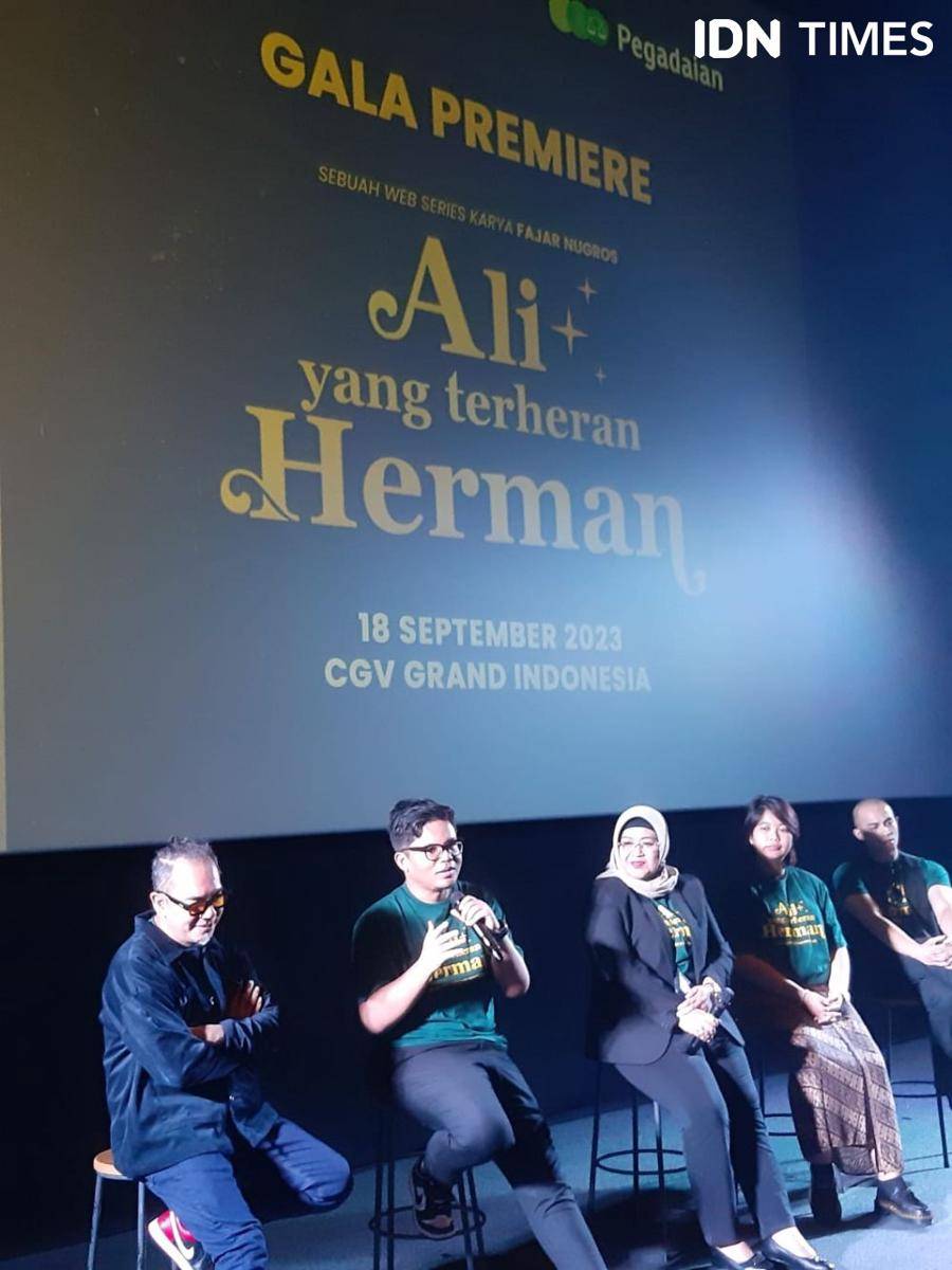 Gala Premiere Ali yang Terheran Herman. (Ezri/IDN Times)