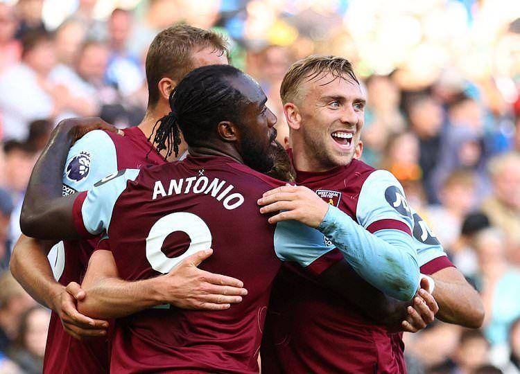 Cuplikan WestHam Vs brighton