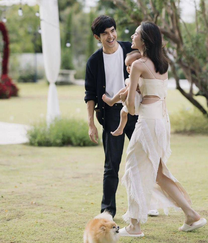 Davika Hoorne dan Ter Chantavit (instagram.com/davikah)