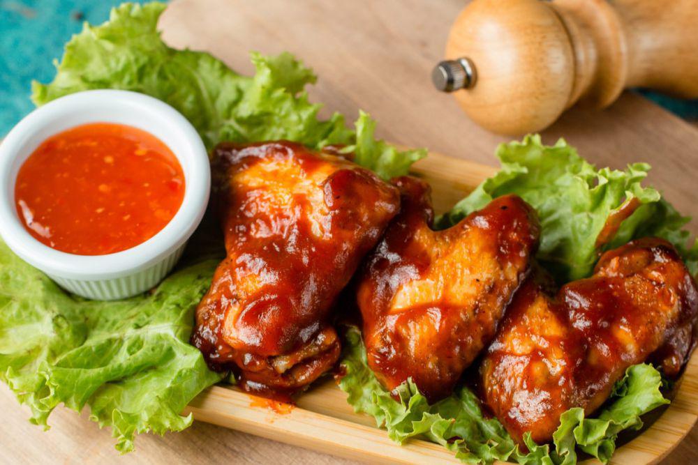 4 Cara Memilih Sambal yang Cocok untuk Ayam Goreng, Bikin Boros Nasi!