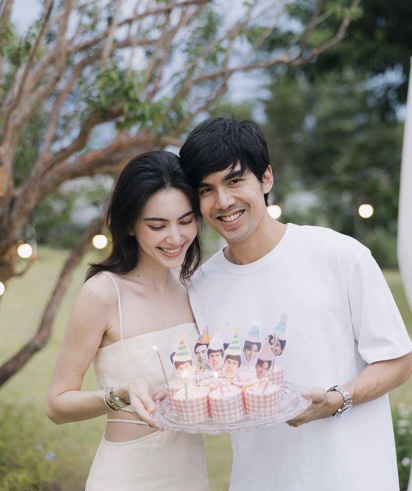 Davika Hoorne dan Ter Chantavit (instagram.com/davikah)