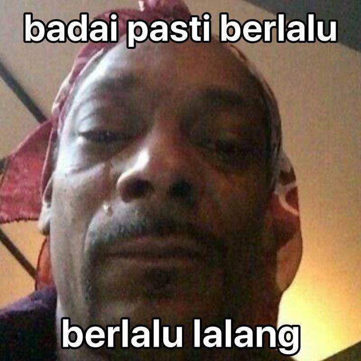 meme dihajar kehidupan (twitter.com/tololmeroket)