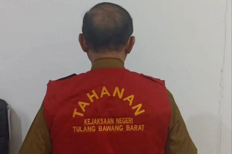 Eks Kadis PPKB Tulang Bawang Barat Korupsi Bantuan KB Rp1,1 Miliar