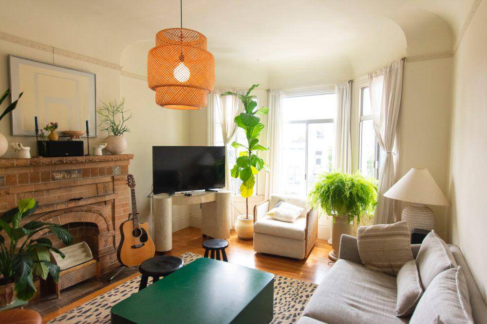 ilustrasi interior apartemen (unsplash.com/ Patrick Perkins)