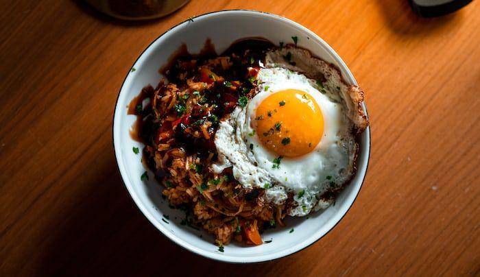 ilustrasi nasi goreng kimchi (unsplash.com/@emanuelekstrom)