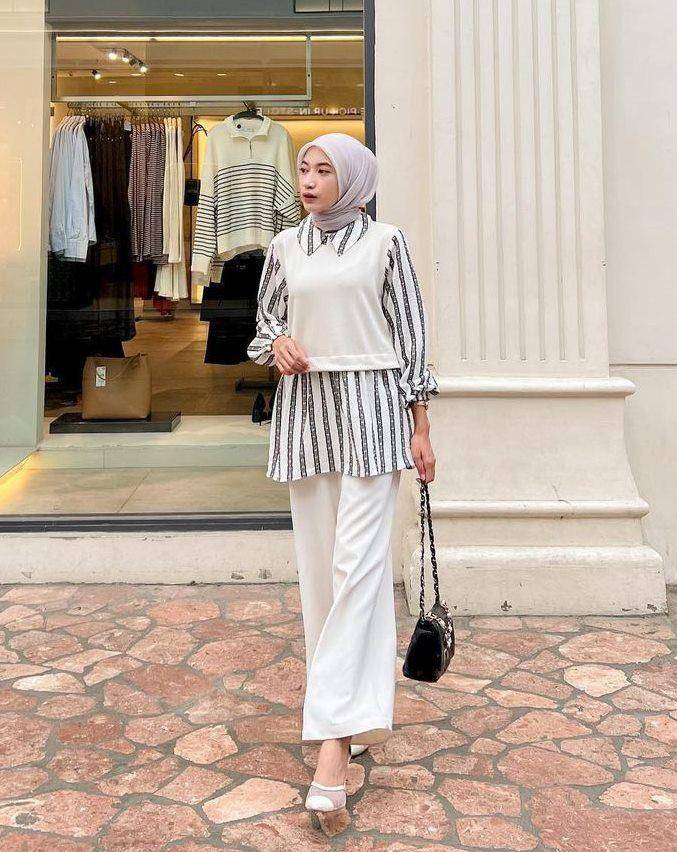 OOTD business casual hijab (instagram.com/rafikarahmaaa)