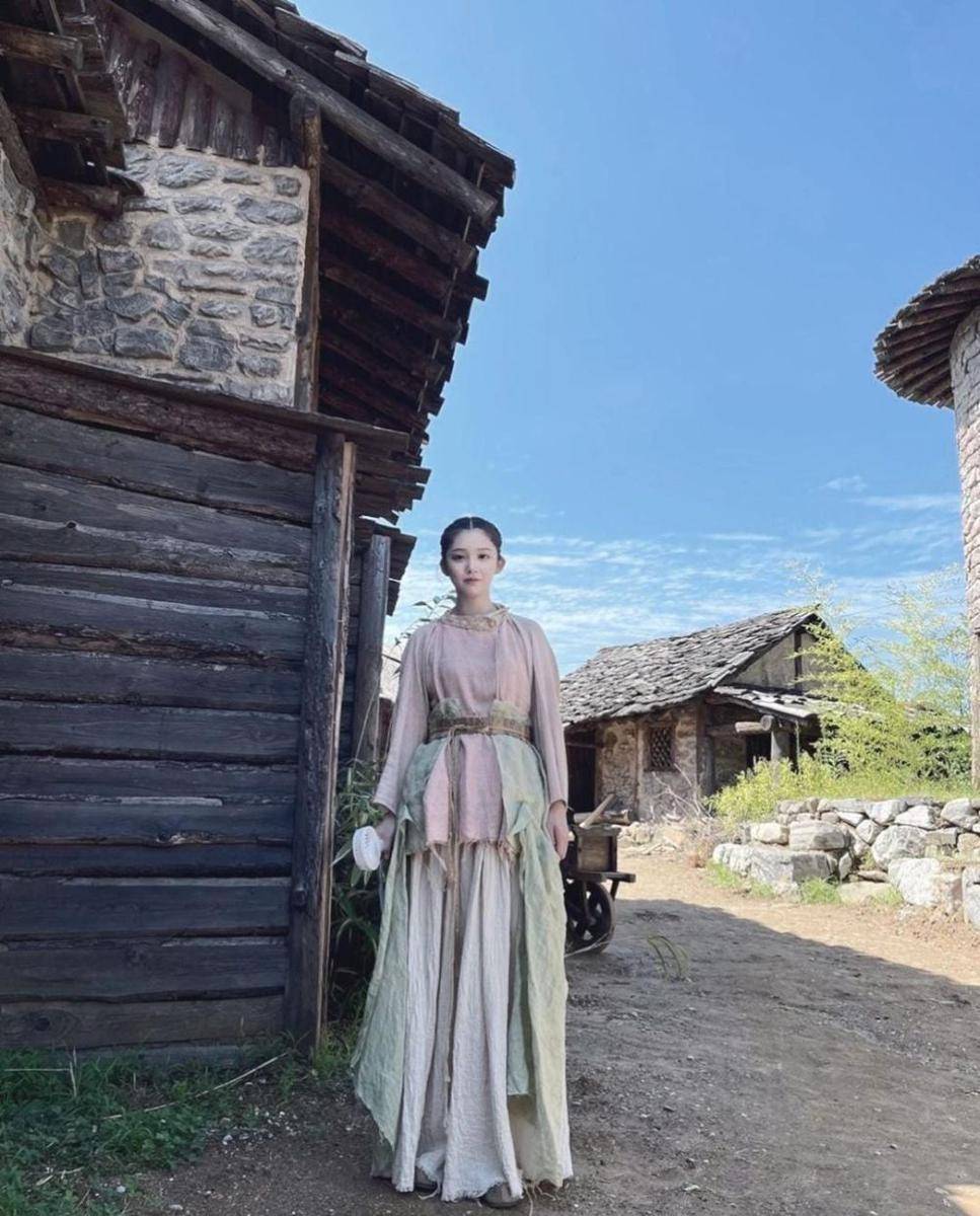 Lee Si Woo di drama Arthdal Chronicles: The Sword of Aramun (instagram.com/s2xwo)