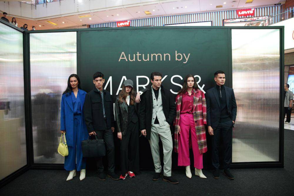 Peluncuran koleksi Marks & Spencer bertemakan autumn dan pop-up store pada Selasa (19/9/2023) di Grand Indonesia East Mall, Jakarta (dok. Marks & Spencer)