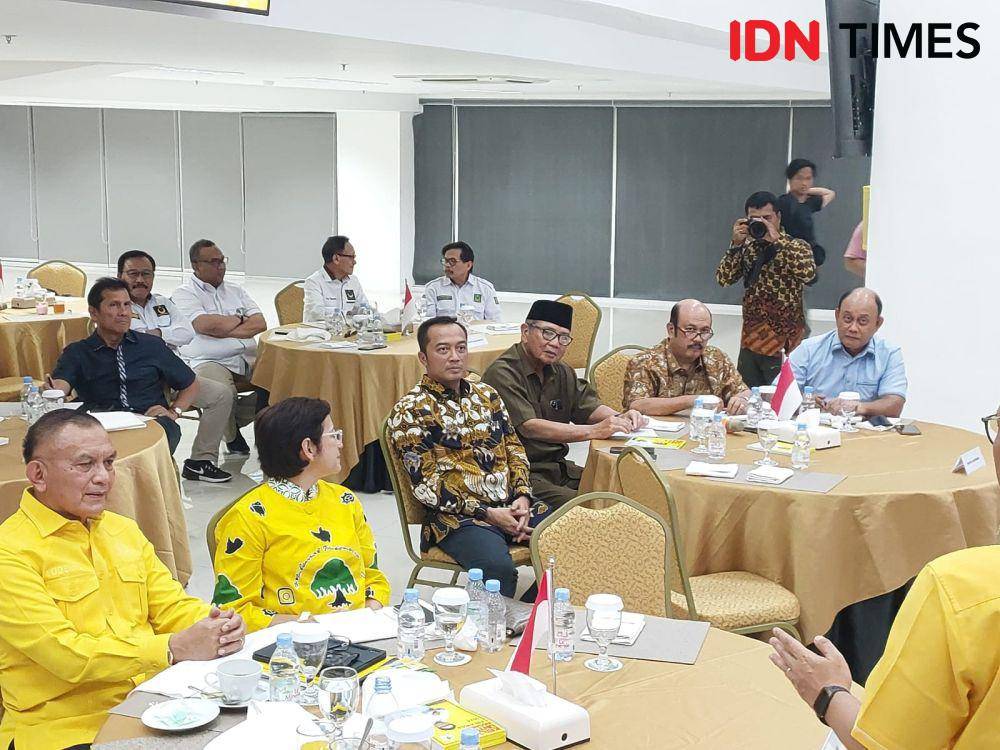 Pertemuan perdana para Sekretaris Jenderal parpol di bawah Koalisi Indonesia Maju (KIM) pada Rabu, 20 September 2023 di kantor DPP Golkar. (IDN Times/Santi Dewi)