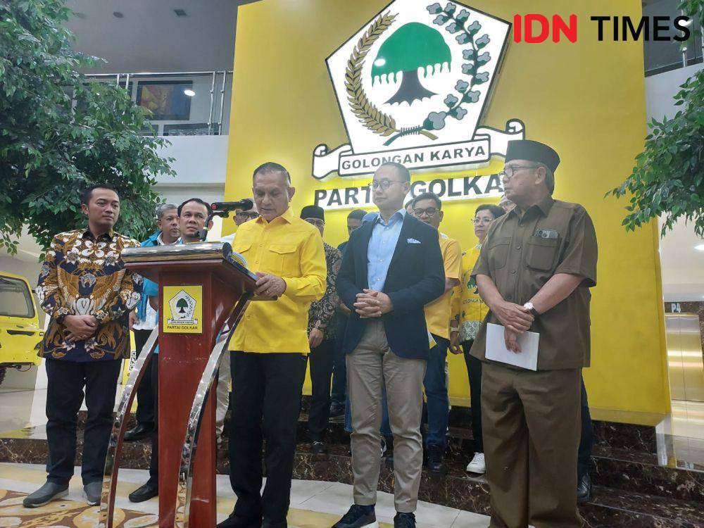 Para sekjen di Koalisi Indonesia Maju (KIM) bertemu di DPP Golkar pada 20 September 2023 untuk membahas program. (IDN Times/Santi Dewi)