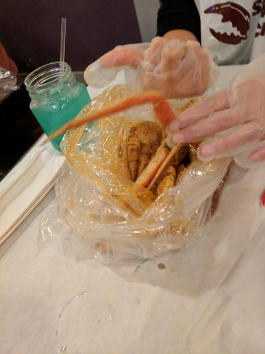 potret penyajian ngawur hidangan kepiting (reddit.com/user/kuujjuarapik)