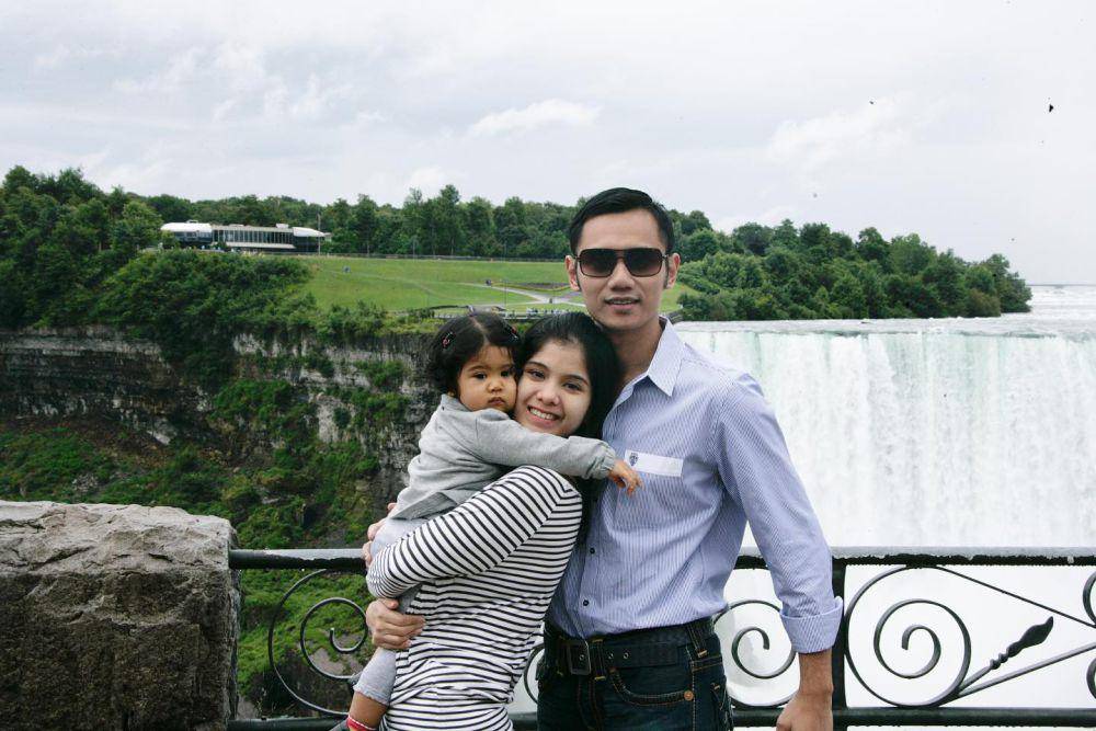 potret keluarga Agus Yudhoyono liburan ke Air Terjun Niagara (instagram.com/annisayudhoyono)