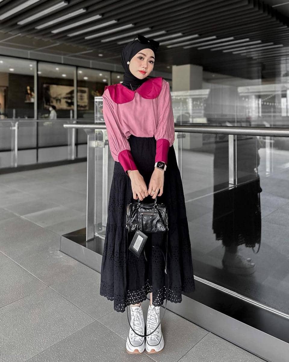 Yolla Anggita (instagram.com/yollaanggitaaa)