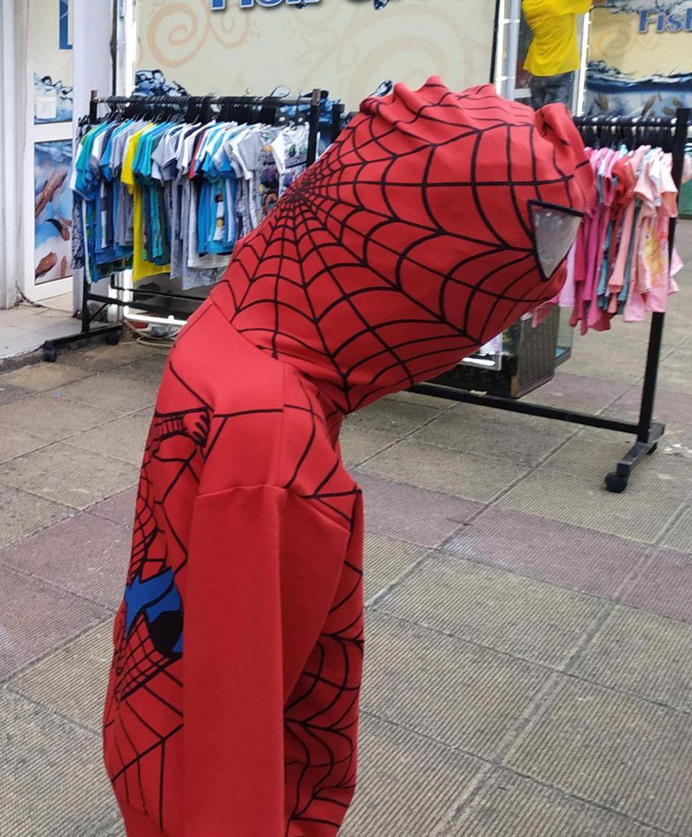 potret hoodie desain nyeleneh dan kocak (reddit.com/user/_UltronGods_)