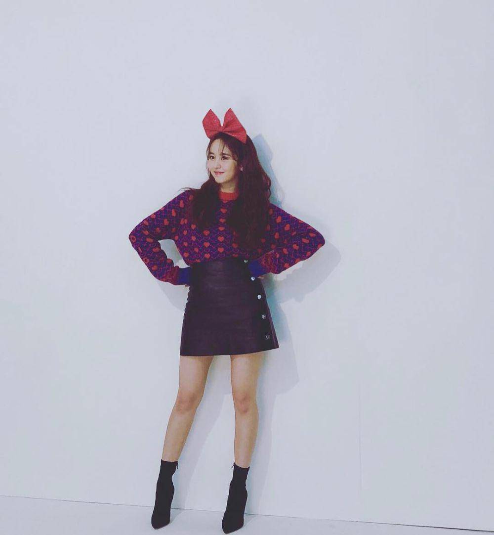 ide outfit feminin ala Kim So-hyun (instagram.com/wow_kimsohyun)