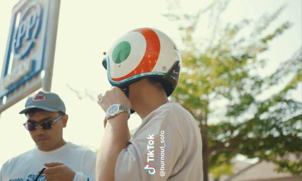 Gibran mirip D.O Exo (Tiktok.com/burnout_solo)