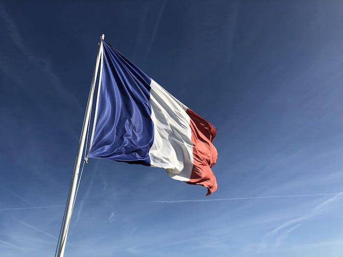 Bendera Prancis (unsplash.com/Anthony Choren)