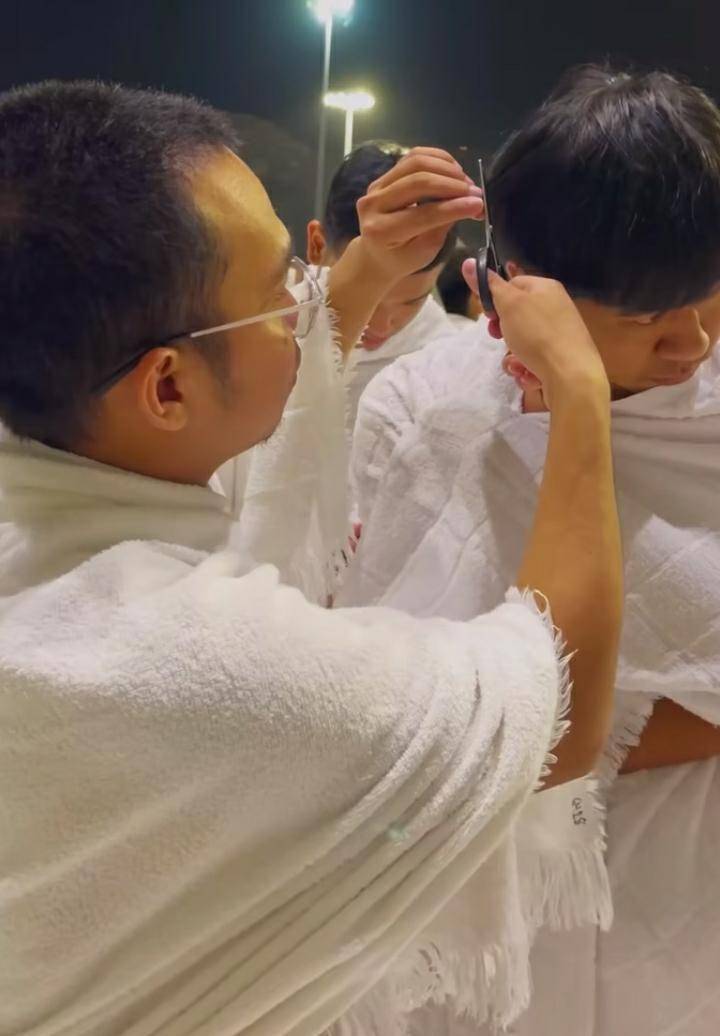 potret Arif Muhammad 'Mak Beti' umrah (instagram.com/arifmuhammaddd_)