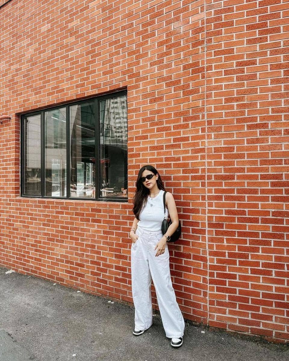 Padu padan shoulder bag ala Audi Marissa (instagram.com/audimarissa)