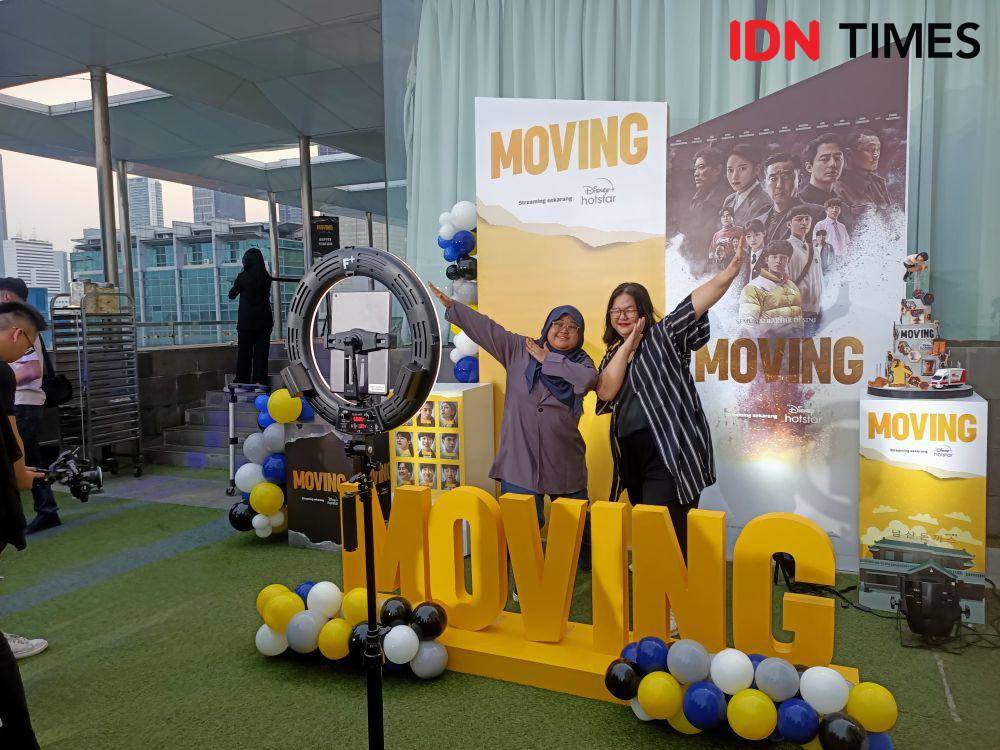potret keseruan nobar episode final Moving (IDN TIMES/Alfiana)