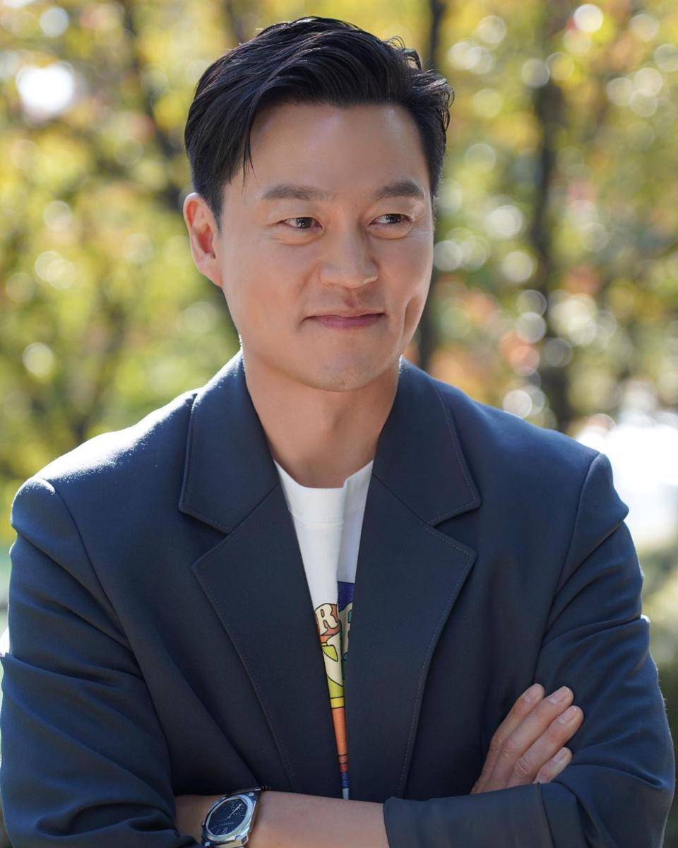 Lee Seo Jin (instagram.com/hook_entertainment)