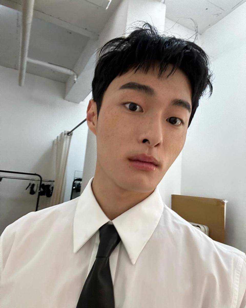 Yoon Chan Young (instagram.com/yooncy1)
