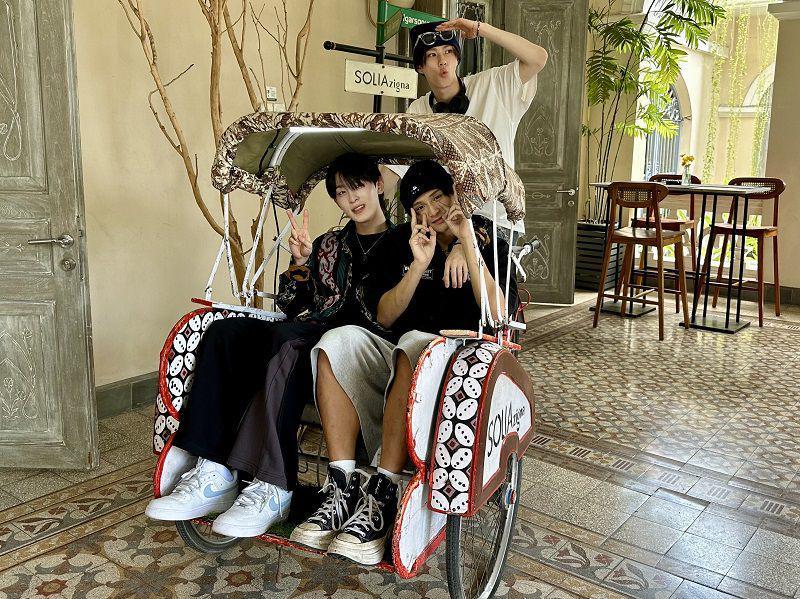 7 Momen 3 Member XODIAC Pas di Solo, Zayyan Ajak yang Lain Naik Becak