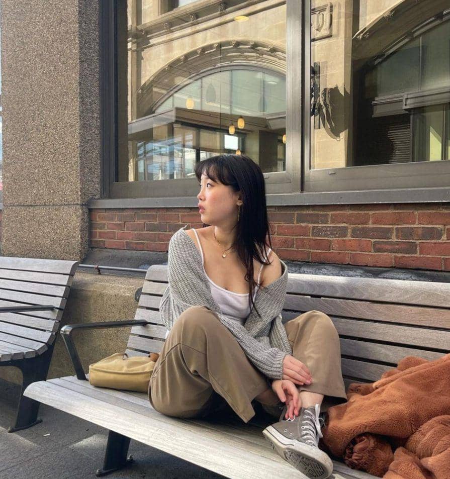 VIA LI (instagram.com/via.ilyou)