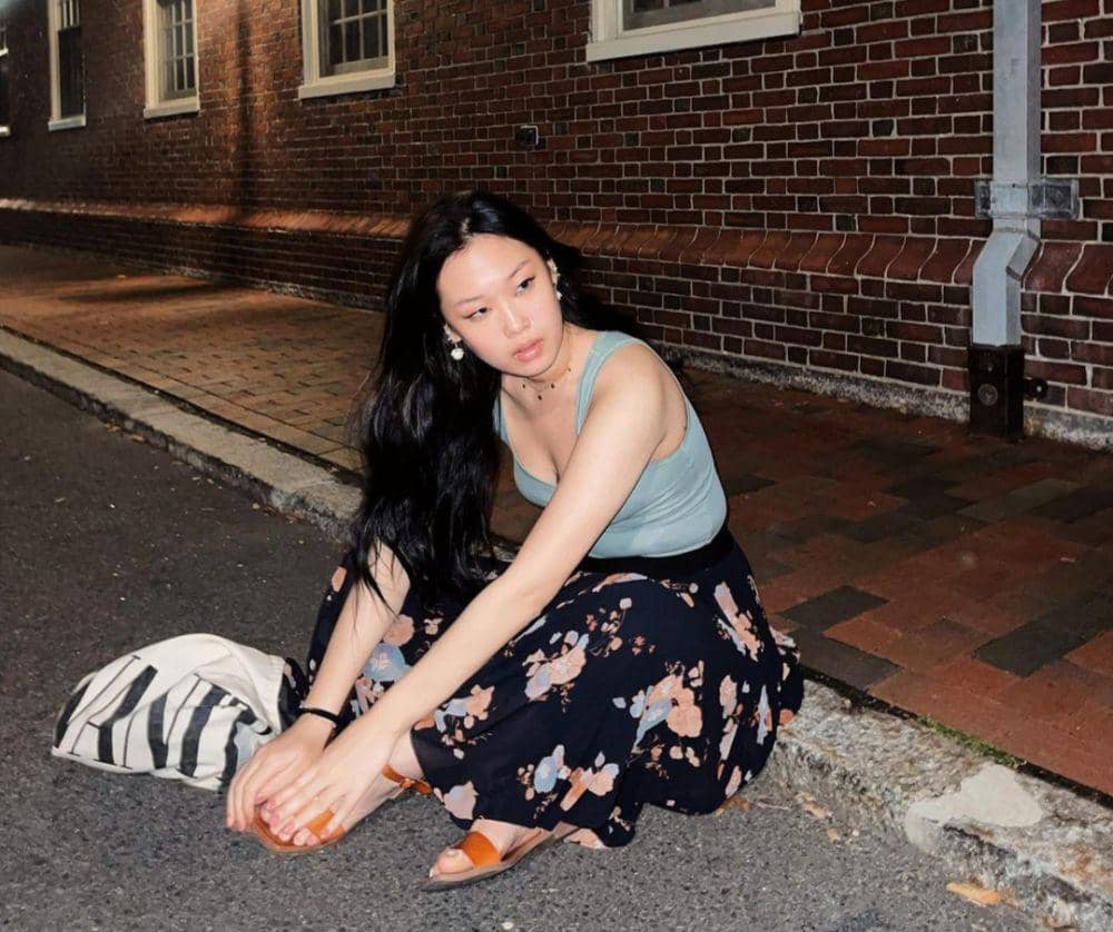 VIA LI (instagram.com/via.ilyou)