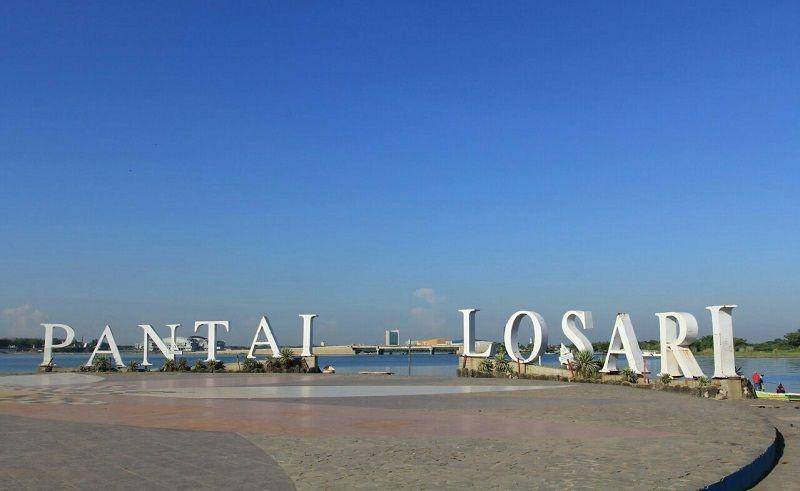 potret Pantai Losari, Makassar (google.com/maps/CSE world)
