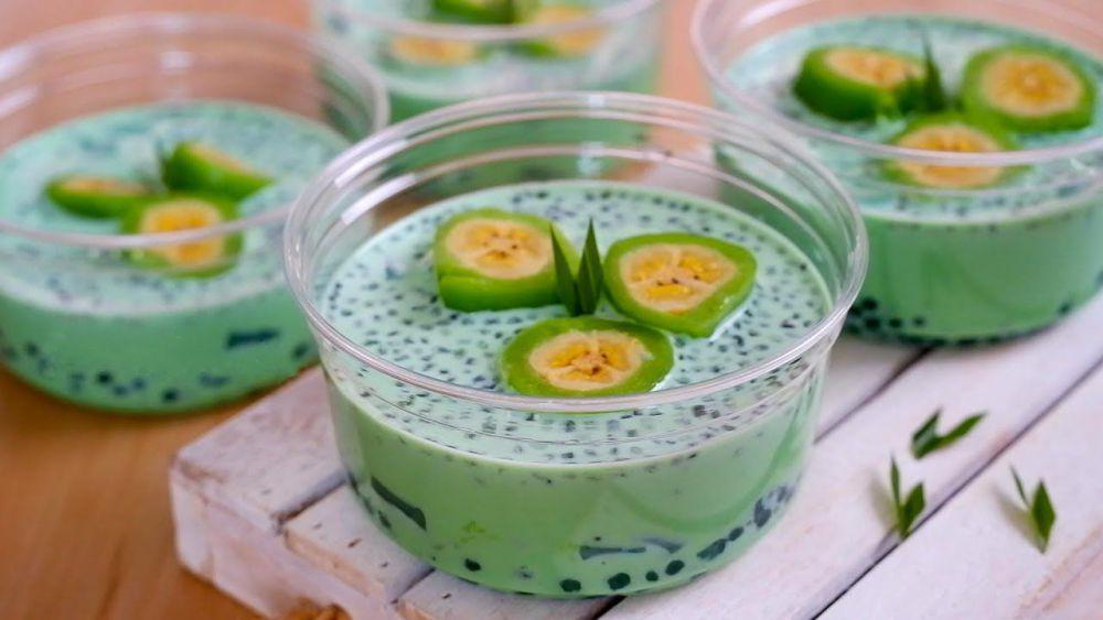 Resep Buko Pandan Pisang Ijo, Punya Rasa Manis Creamy yang Memikat