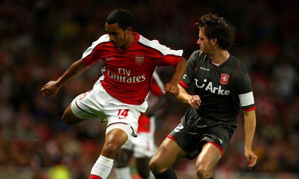 Momen Arsenal menghadapi Twente FC. (uefa.com)