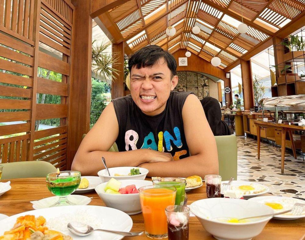 Profil Juju Makanlur, Food Vlogger yang Lagi Disorot Netizen