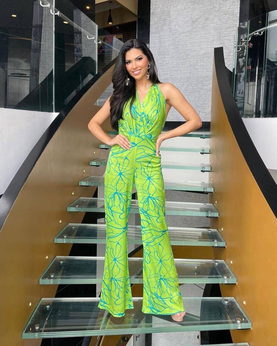 Potret Miss Universe Panama 2023 Natasha Vargas (Instagram.com/natashavargass)