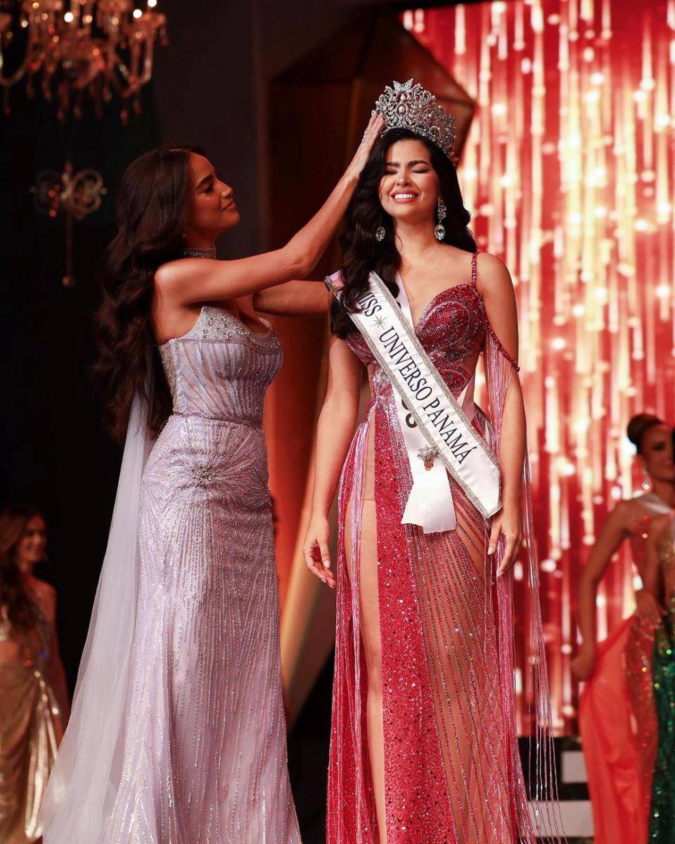 Potret Miss Universe Panama 2023 Natasha Vargas (Instagram.com/natashavargass)