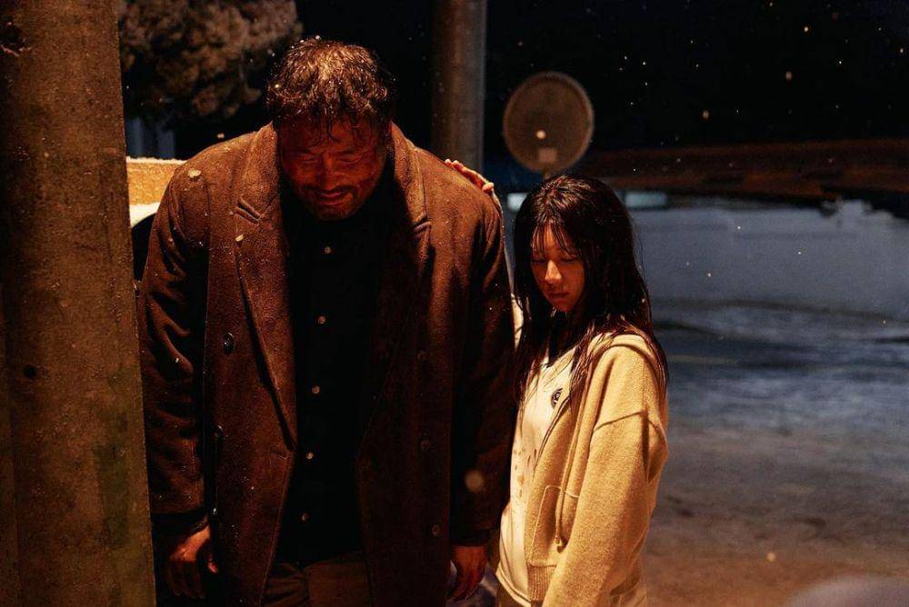 Kwon Yong Deuk (Park Kwang Jae) dan Jang Hui Soo (Go Youn Jung) di drakor Moving (Dok. Disney+ Hotstar/Moving)