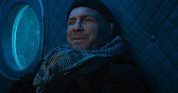 Toll Road mengedipkan mata ke Lash ( Dok. Lionsgate / The Expendables 4 )