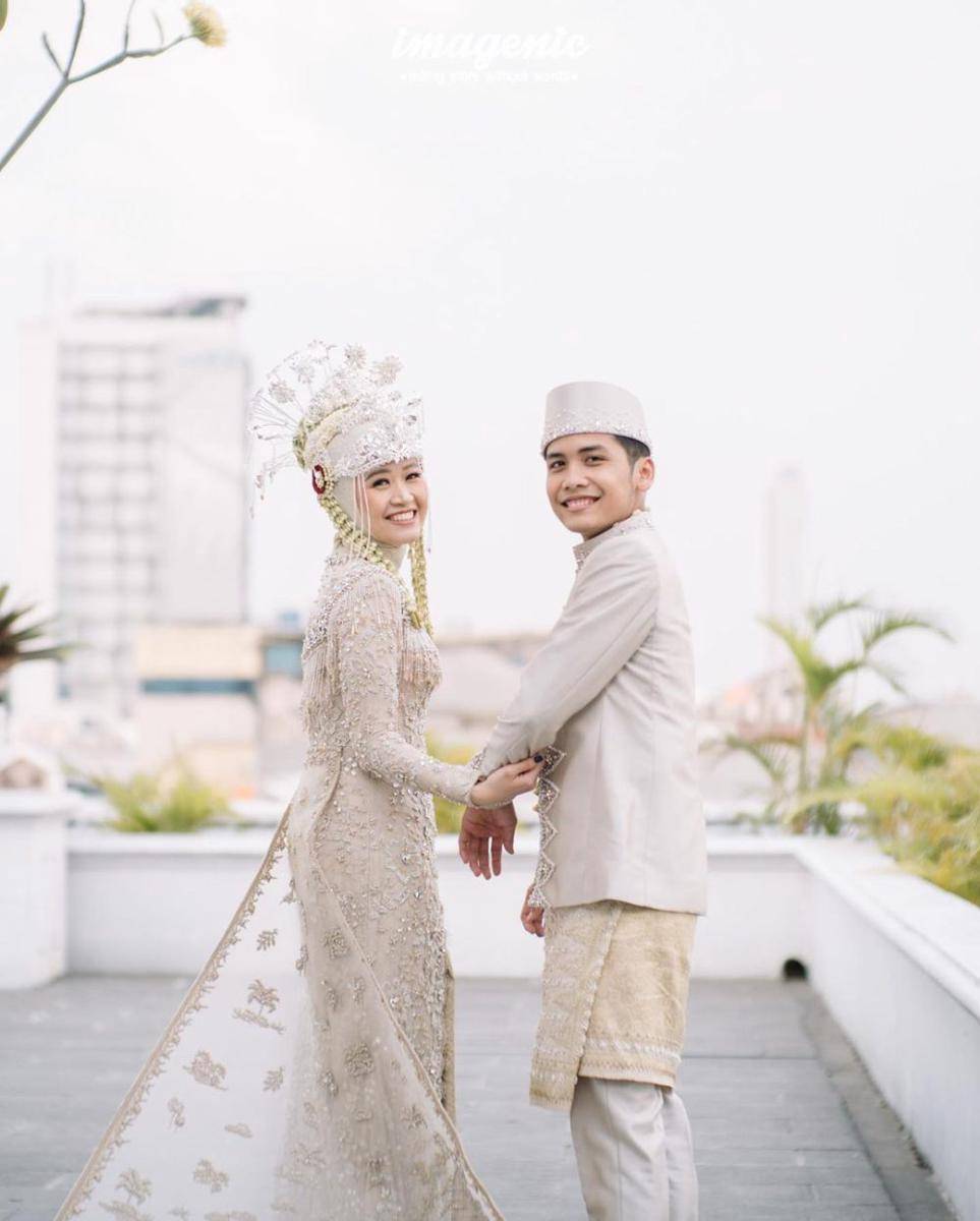 inspirasi gaya etnik ala Alca Octaviani (instagram.com/alcaoctvn)