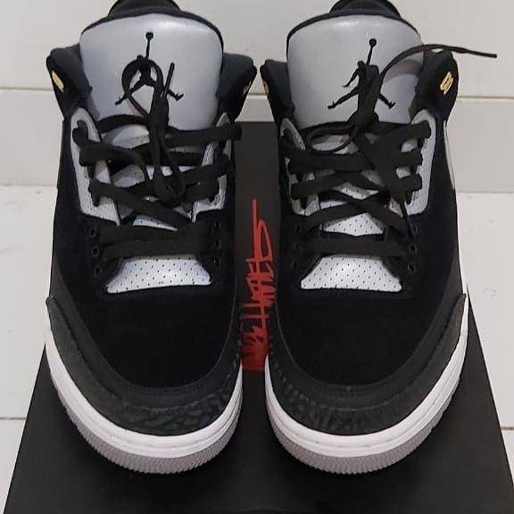 Air jordan 3 tinker hatfield retro black cement (www.tokopedia.com)