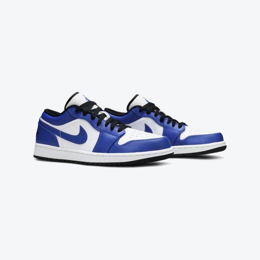 Air Jordan I Royal “Black/Royal” (www.tokopedia.com)