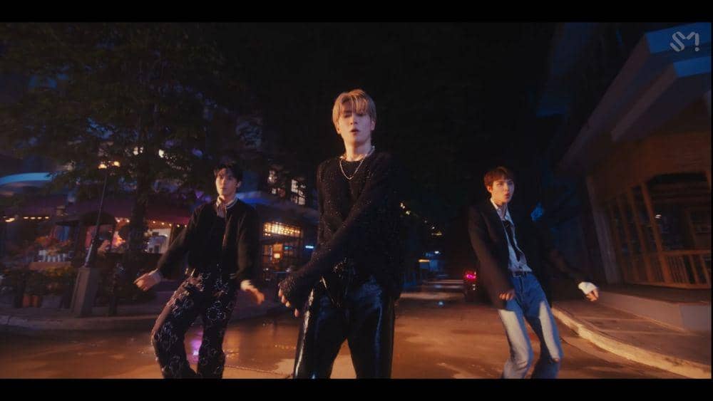 Cuplikan MV NCT DOJAEJUNG 'Perfume' (youtube.com/@SMTOWN)