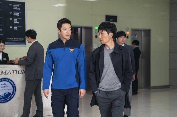 cuplikan Kwon Sang Woo dan Ryu Yeon Seok di drakor Han River Police (dok. Disney+ Korea/Han River Police)