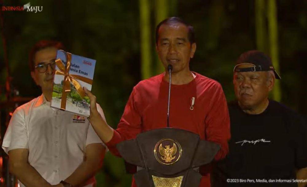 Presiden Jokowi hadir dalam acara Malam Apresiasi Nusantara, di Kabupaten Penajam Paser Utara. (Youtube.com/Sekretariat Presiden)