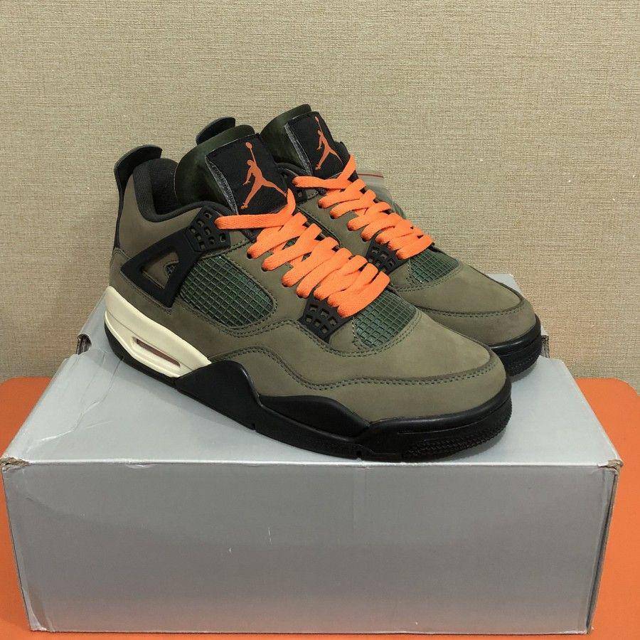 Air Jordan IV UNDFTD (www.Tokopedia.com)